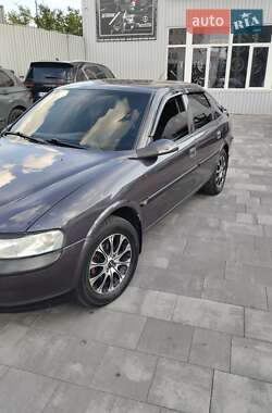 Седан Opel Vectra 1997 в Києві