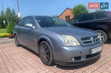 Седан Opel Vectra 2004 в Мостиській