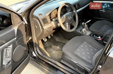 Седан Opel Vectra 2002 в 