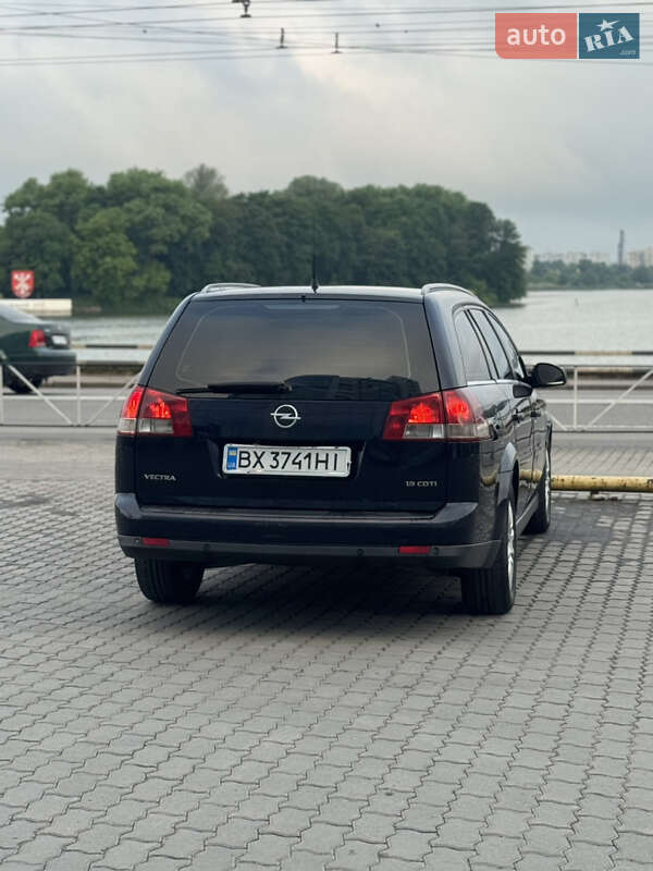 Универсал Opel Vectra 2005 в Хмельницком