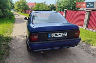 Седан Opel Vectra 1989 в 