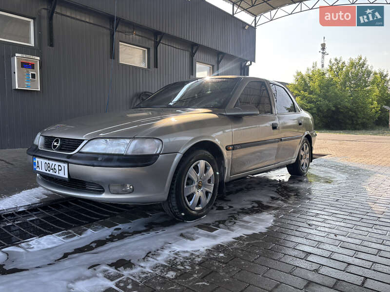 Седан Opel Vectra 1998 в 