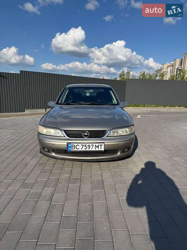 Седан Opel Vectra 1999 в 