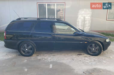 Універсал Opel Vectra 1998 в 