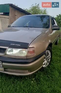 Лифтбек Opel Vectra 1994 в Кропивницком