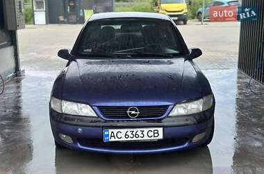 Седан Opel Vectra 1997 в Жовкве