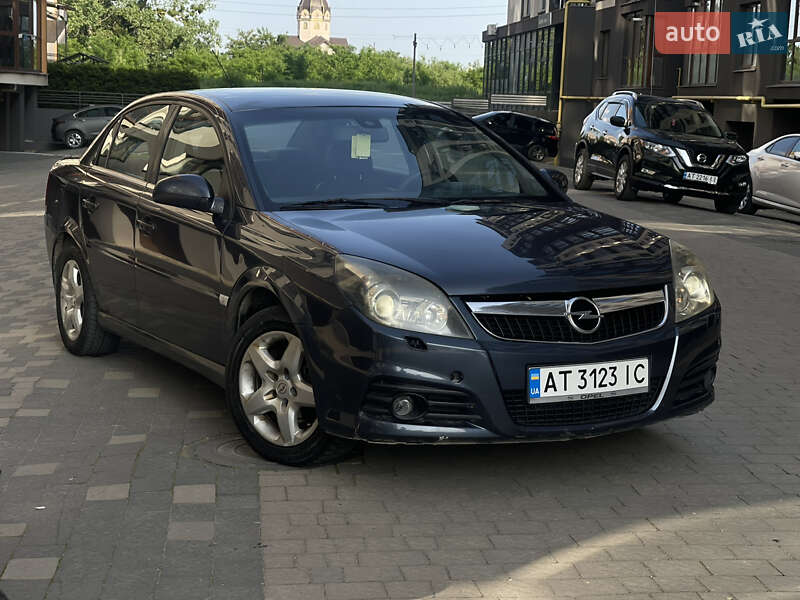 Седан Opel Vectra 2008 в 