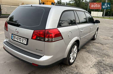 Универсал Opel Vectra 2004 в 
