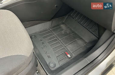 Универсал Opel Vectra 2004 в 