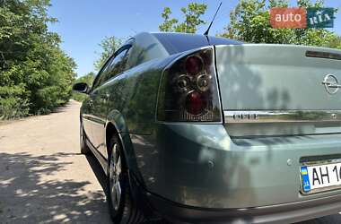 Седан Opel Vectra 2003 в 