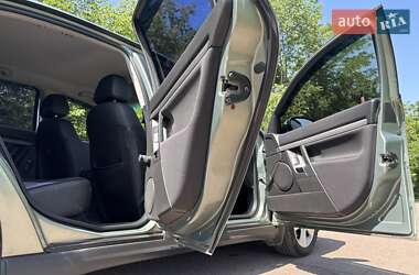 Седан Opel Vectra 2003 в 