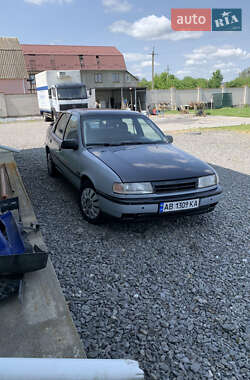 Седан Opel Vectra 1990 в Вінниці