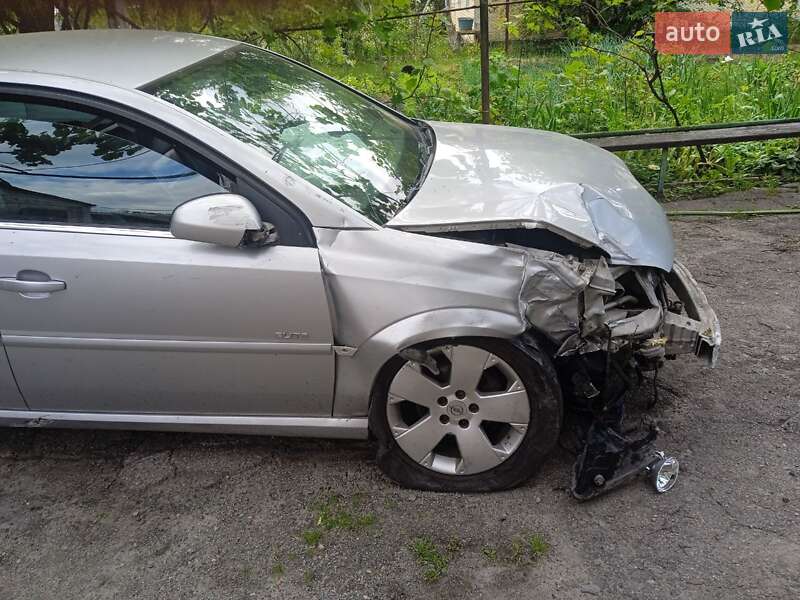 Лифтбек Opel Vectra 2006 в Новомосковске