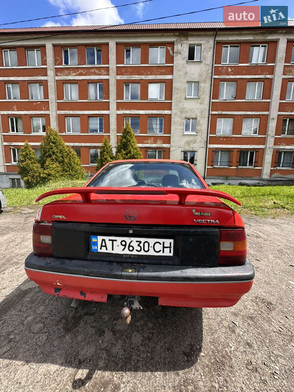 Седан Opel Vectra 1989 в Львові