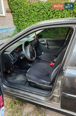 Седан Opel Vectra 2000 в 