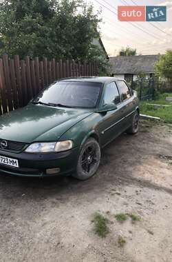 Седан Opel Vectra 1996 в 