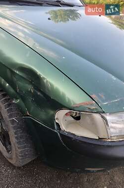 Седан Opel Vectra 1996 в 