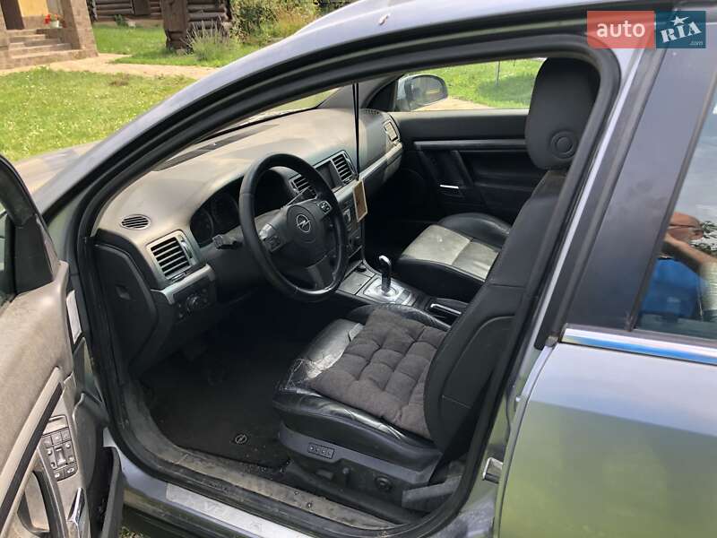 Универсал Opel Vectra 2006 в Ужгороде