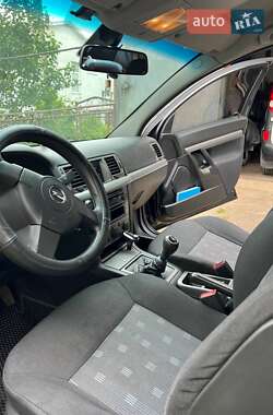 Седан Opel Vectra 2006 в 