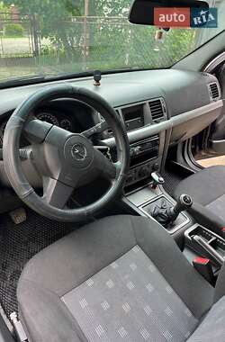 Седан Opel Vectra 2006 в 
