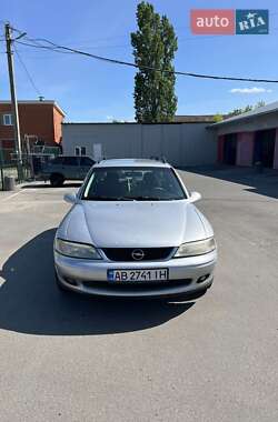 Универсал Opel Vectra 2001 в Калиновке