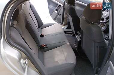 Седан Opel Vectra 2003 в 