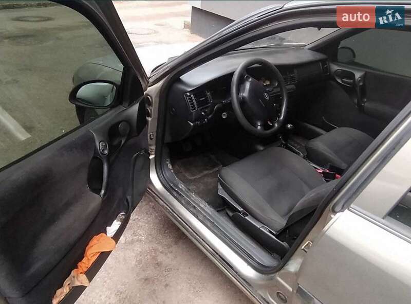 Седан Opel Vectra 1998 в Житомире