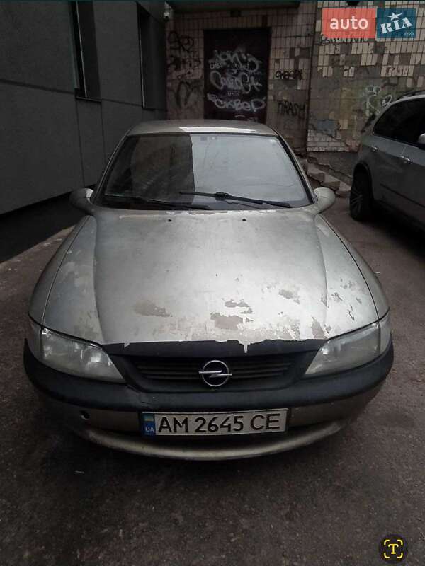 Седан Opel Vectra 1998 в 