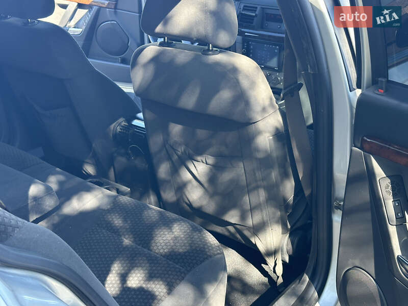 Седан Opel Vectra 2002 в Рожнятове