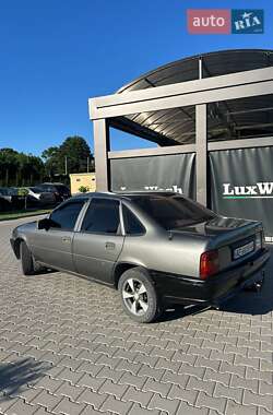 Седан Opel Vectra 1989 в 