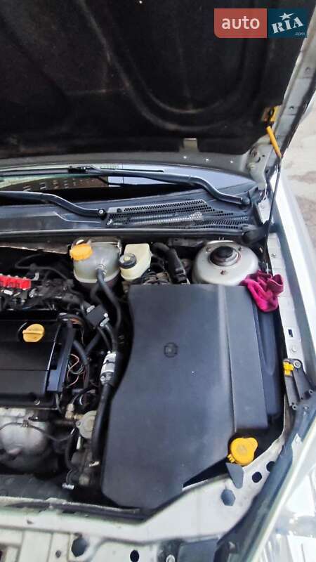 Седан Opel Vectra 2006 в Киеве