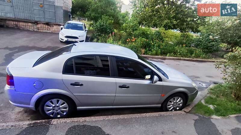 Седан Opel Vectra 2006 в Киеве