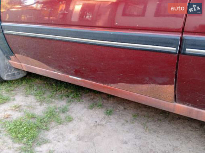 Седан Opel Vectra 1992 в Березані