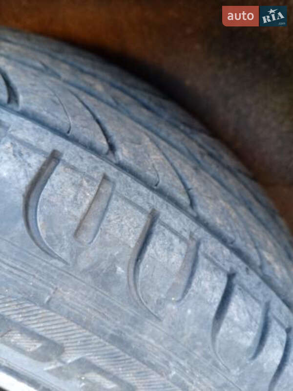 Седан Opel Vectra 1992 в Березані