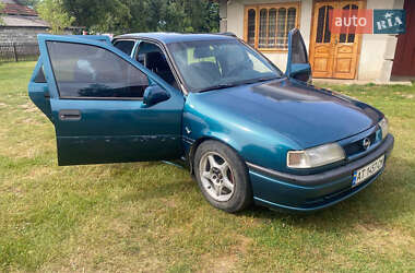 Седан Opel Vectra 1995 в Коломые