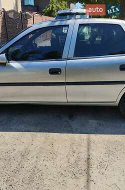 Седан Opel Vectra 1996 в 