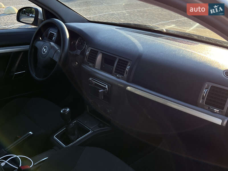 Седан Opel Vectra 2006 в Одессе