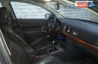 Седан Opel Vectra 2003 в 