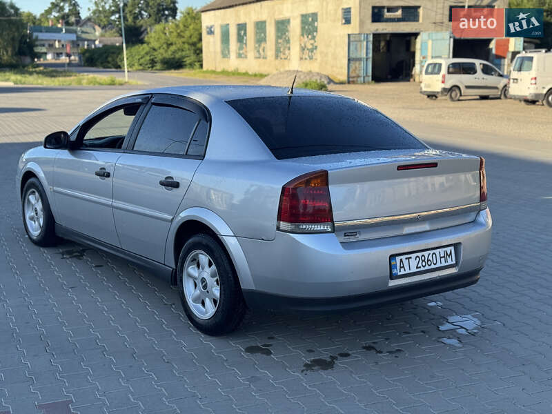 Седан Opel Vectra 2002 в Коломиї