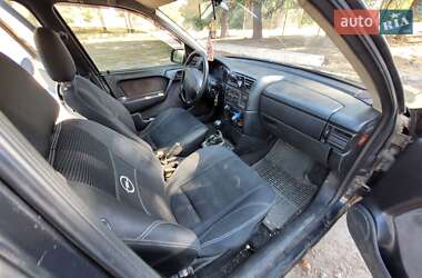 Седан Opel Vectra 1995 в 