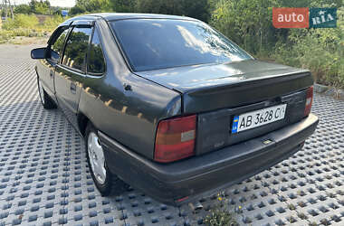 Седан Opel Vectra 1990 в 