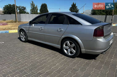 Лифтбек Opel Vectra 2003 в 