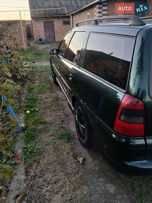 Универсал Opel Vectra 1999 в Рожище