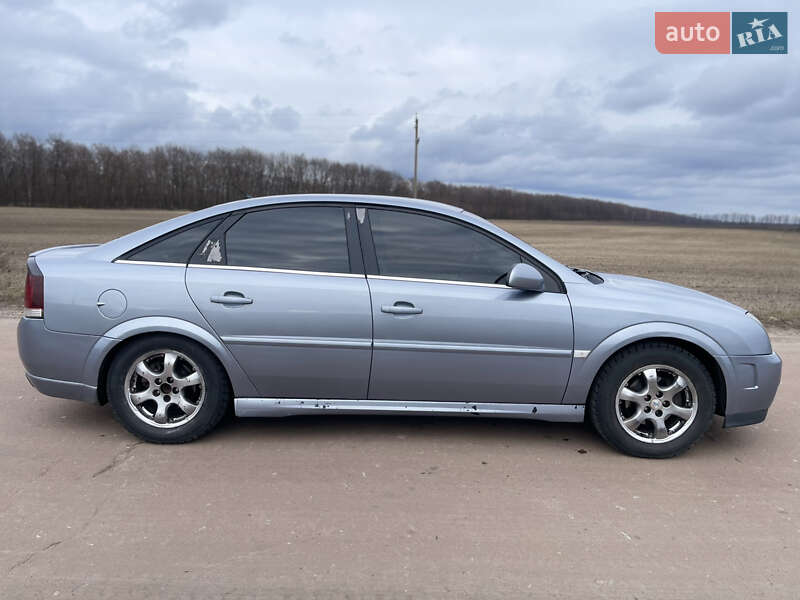 Лифтбек Opel Vectra 2003 в Кролевце