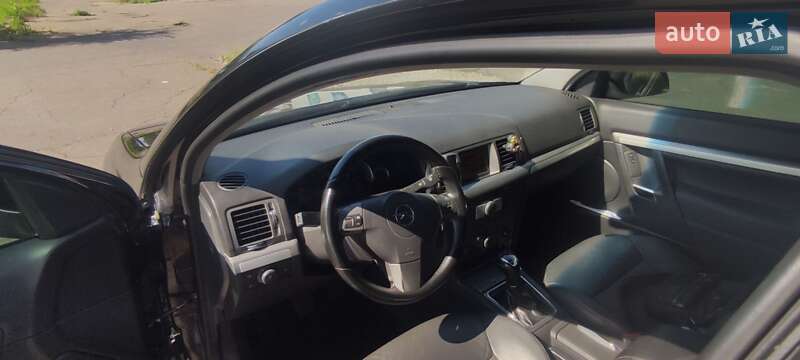 Ліфтбек Opel Vectra 2008 в Краматорську