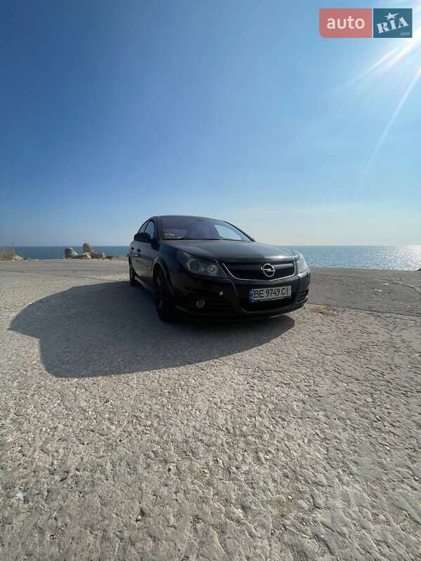 Ліфтбек Opel Vectra 2006 в Миколаєві