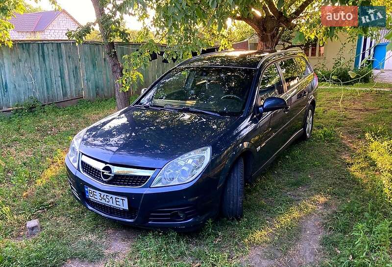 Універсал Opel Vectra 2005 в Первомайську