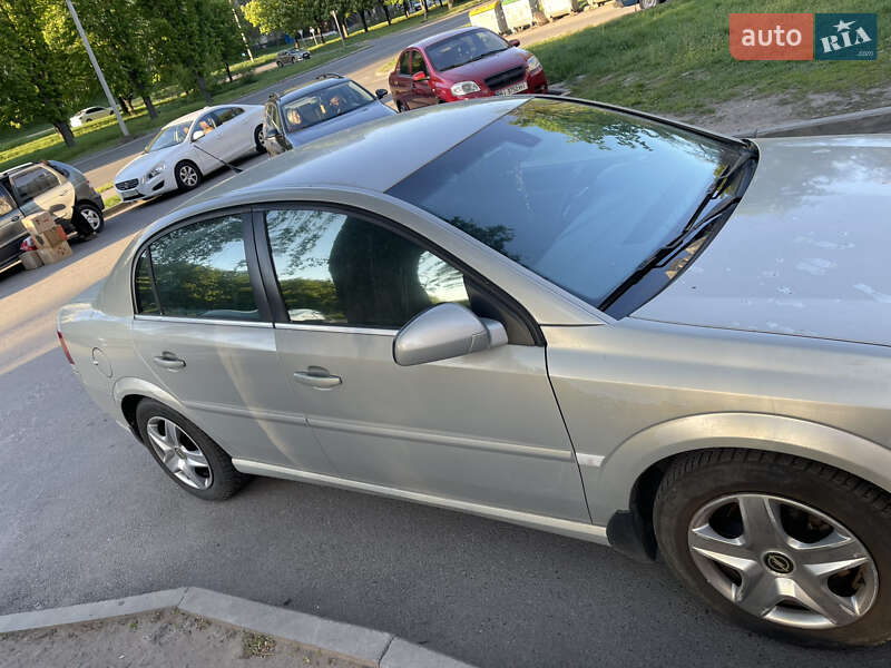 Седан Opel Vectra 2006 в Полтаве
