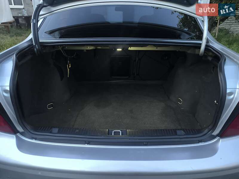 Седан Opel Vectra 1999 в Балаклее