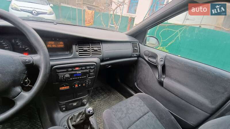 Лифтбек Opel Vectra 1998 в Жашкове
